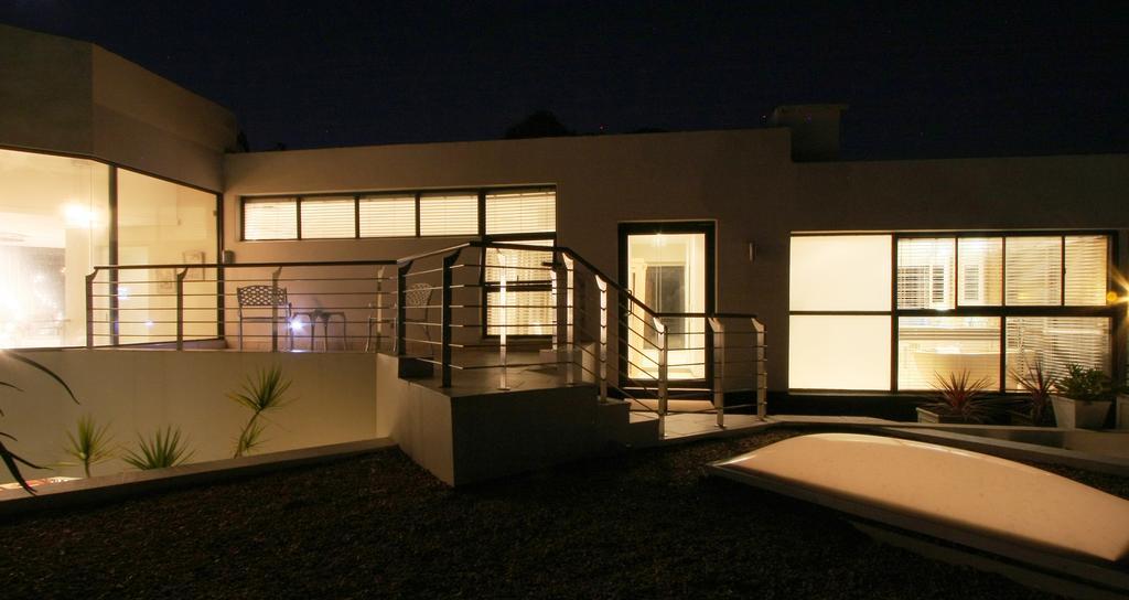 Laluxe Hotel Durban Bagian luar foto