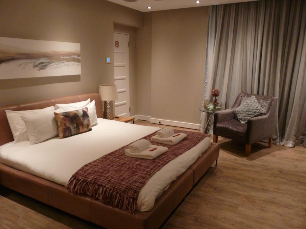 Laluxe Hotel Durban Bagian luar foto
