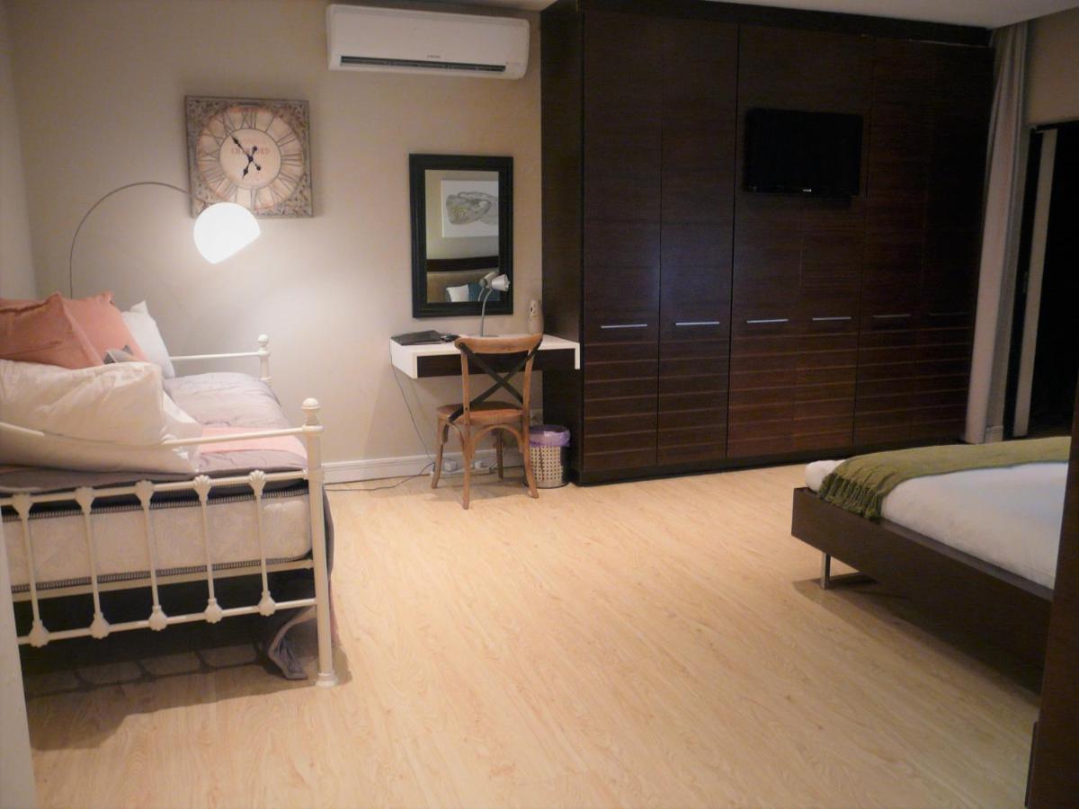 Laluxe Hotel Durban Bagian luar foto