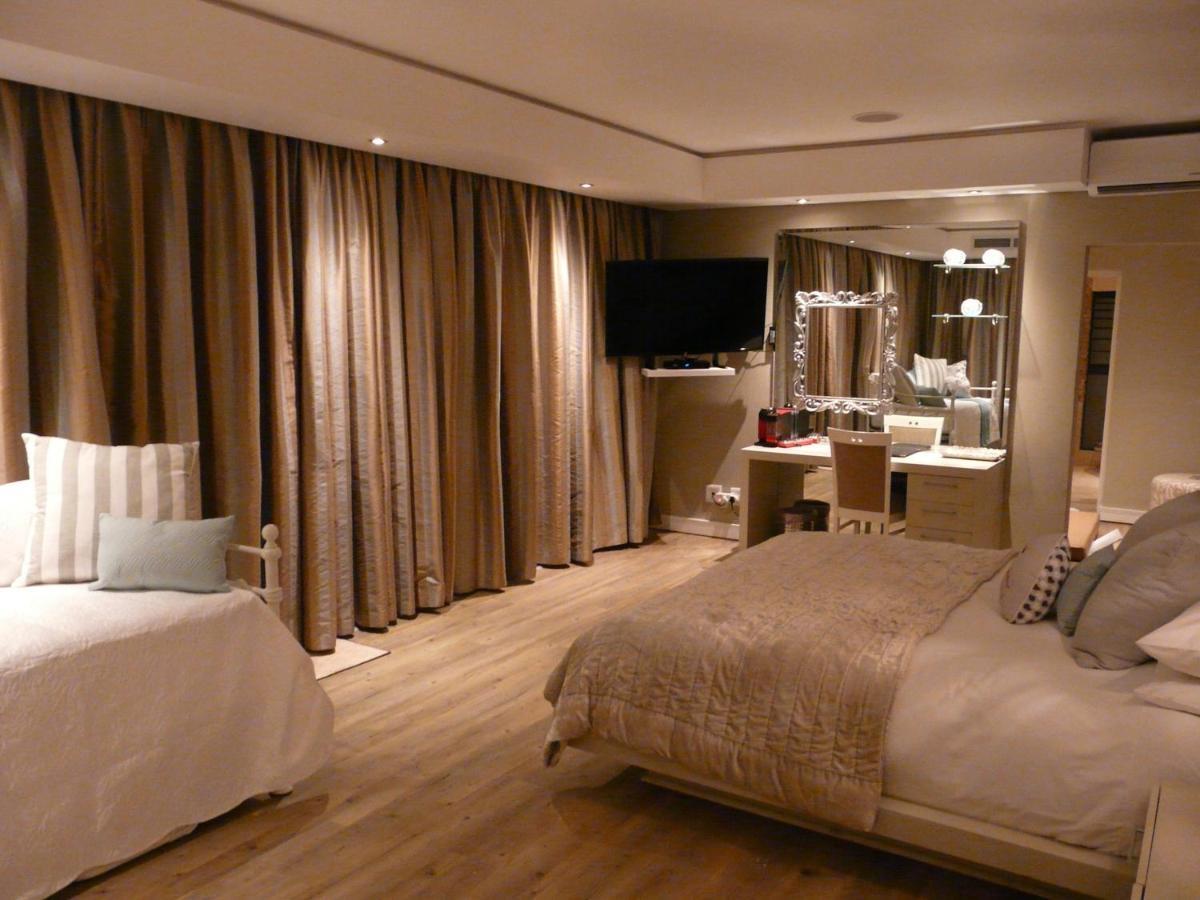 Laluxe Hotel Durban Bagian luar foto