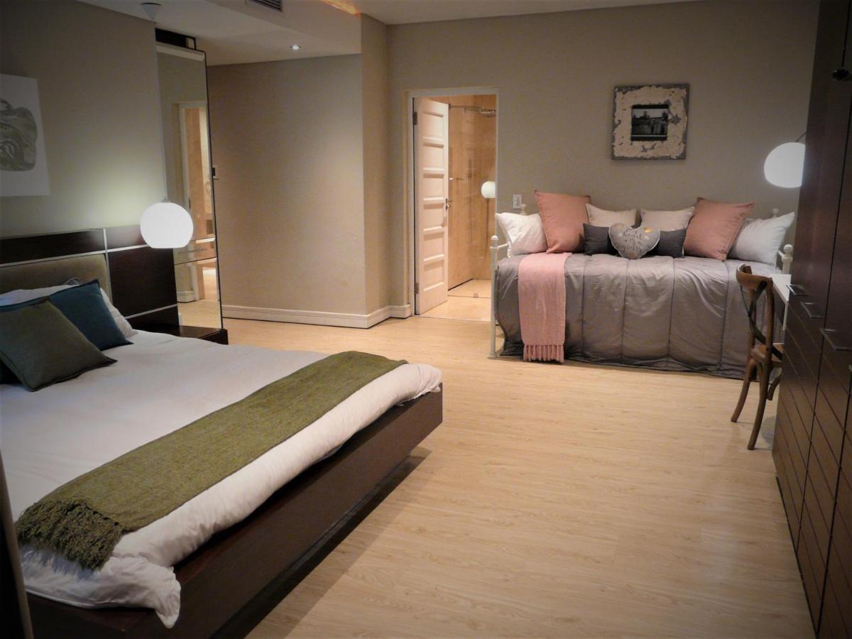 Laluxe Hotel Durban Bagian luar foto