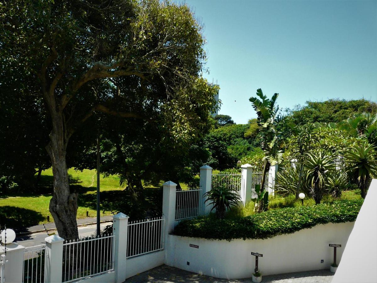 Laluxe Hotel Durban Bagian luar foto