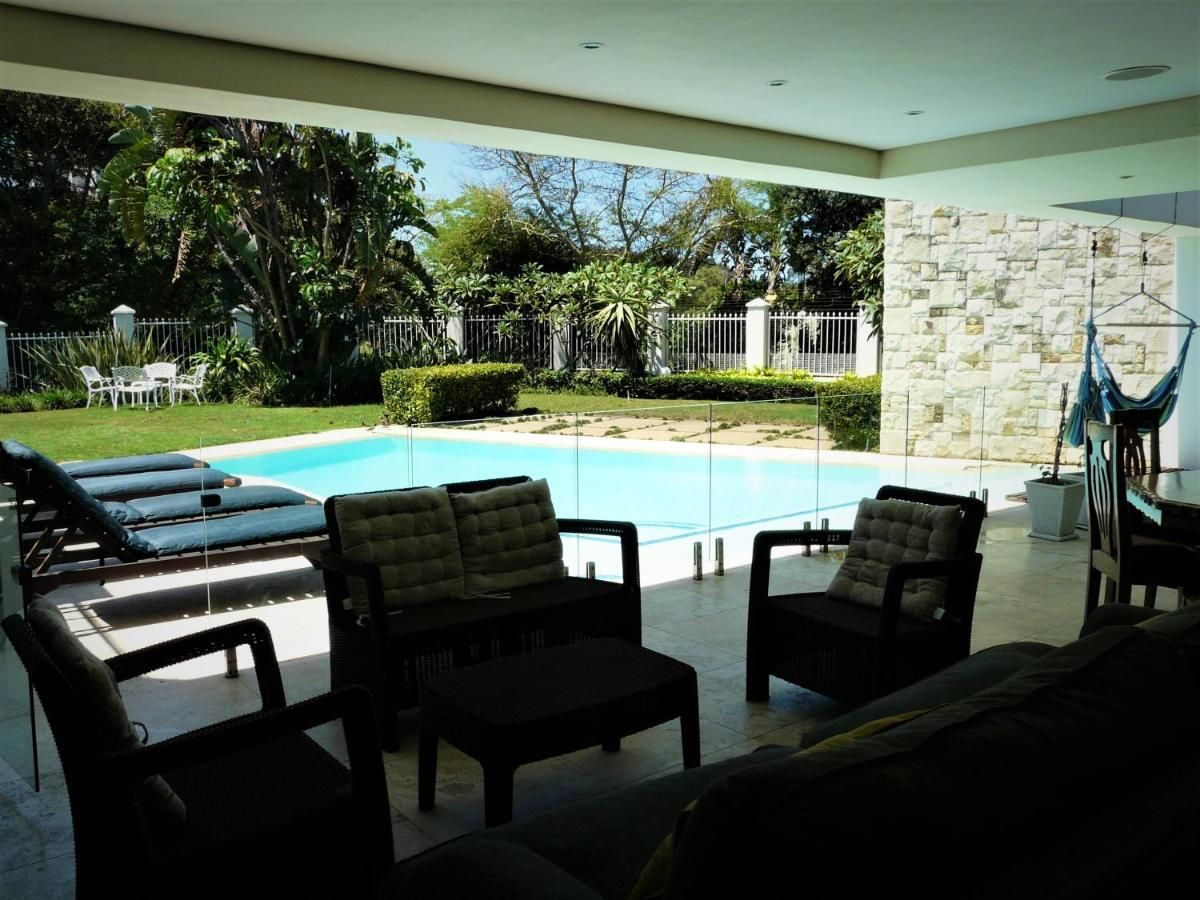 Laluxe Hotel Durban Bagian luar foto