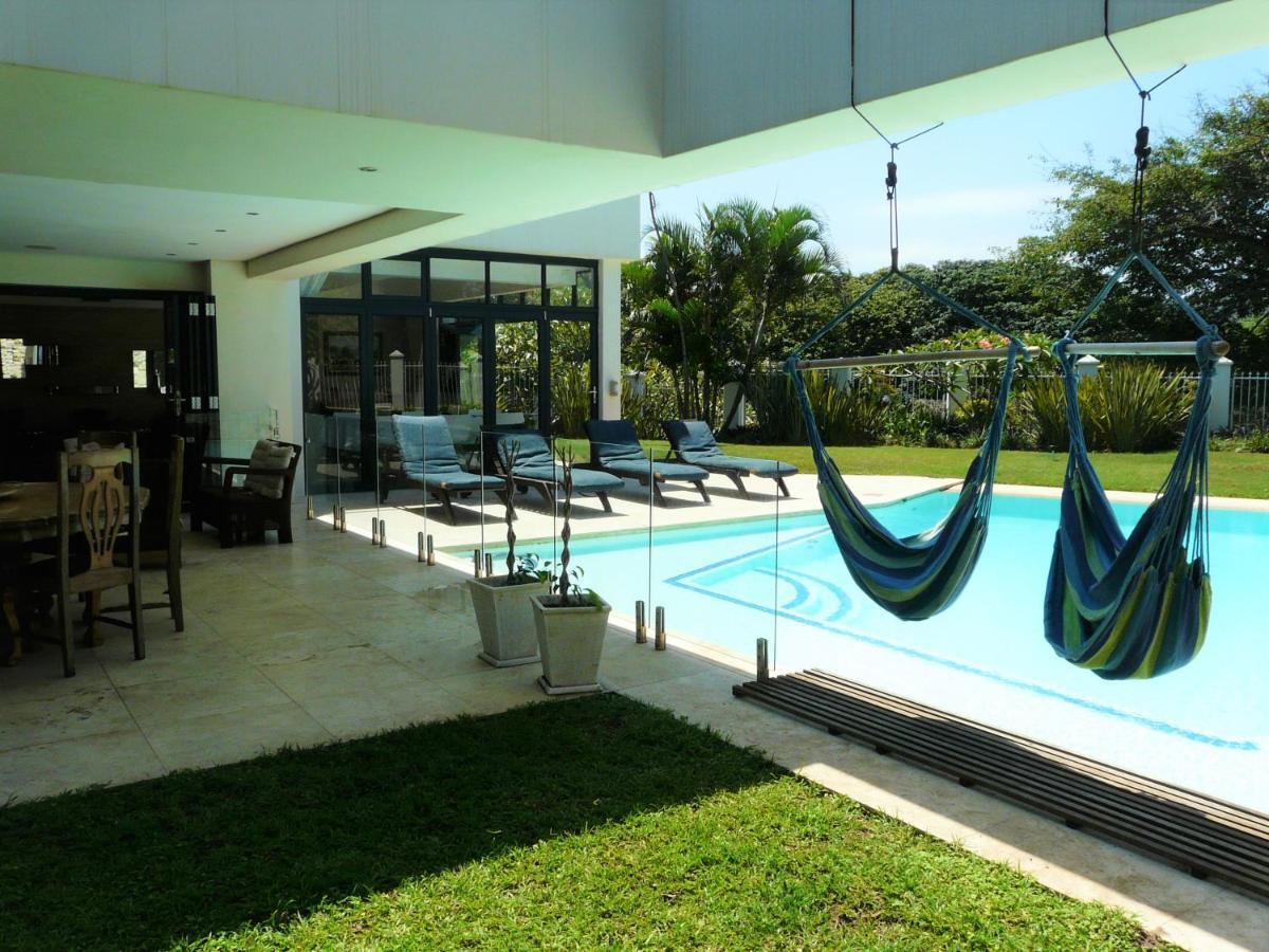 Laluxe Hotel Durban Bagian luar foto